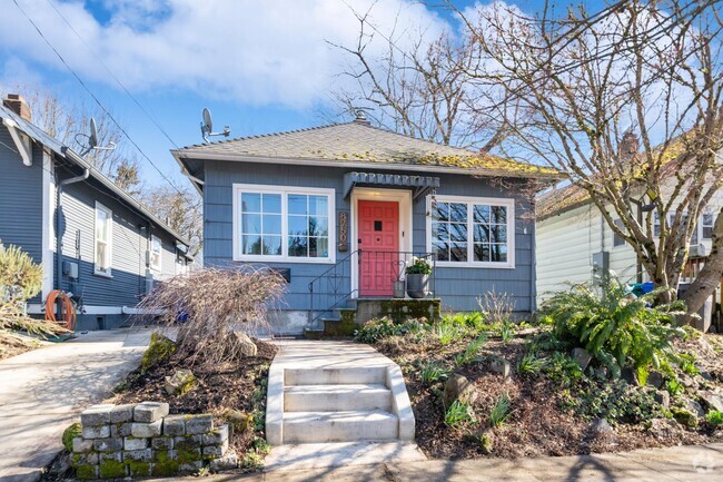 Building Photo - 8750 N Peninsular Ave Rental