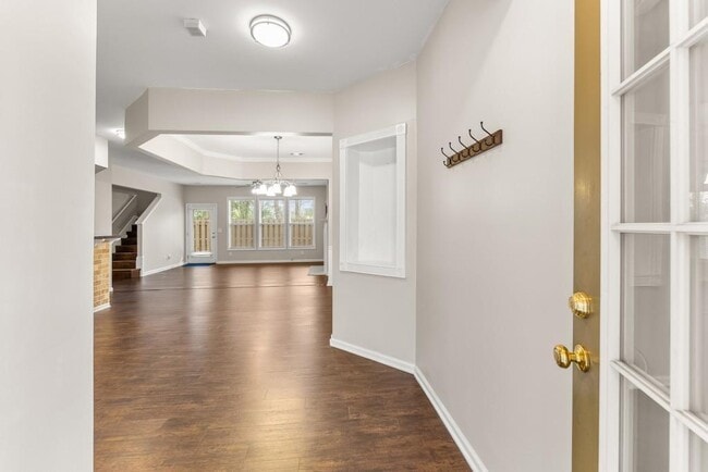 Photo - 1933 Lake Heights Cir NW