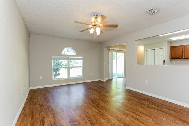 Photo - 3536 Alec Dr