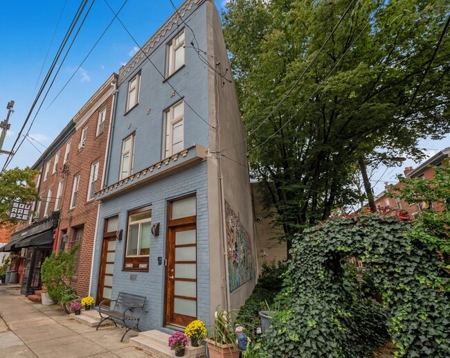 Exterior - 807 E Passyunk Ave Unit 807 E Passyunk Ave  1