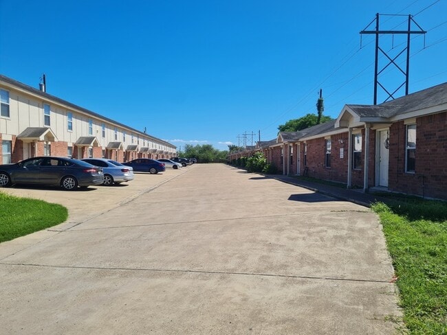 MORGAN PLACE APARTMENTS