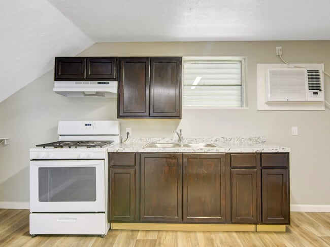 Photo - 313 N Beauregard St