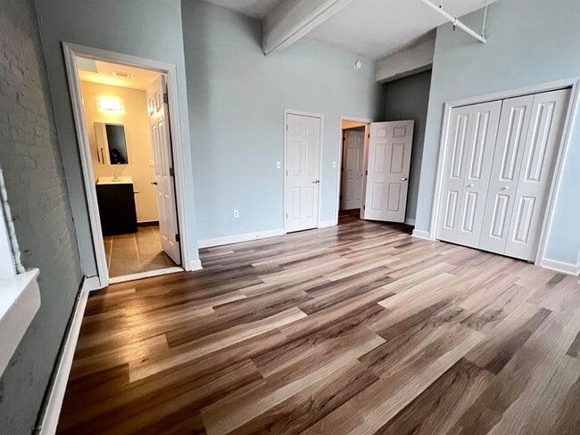 Photo - 160 Lafayette St Unit 52205