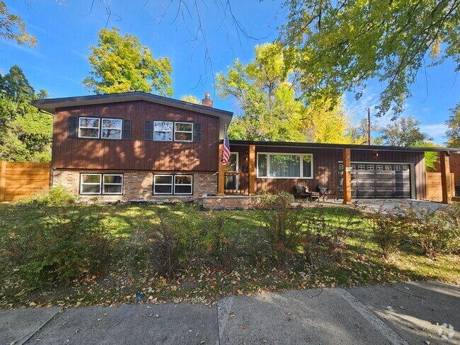 Building Photo - 441 Beverly Hill Blvd Rental