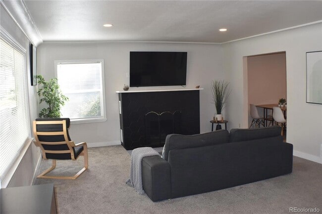 Photo - 1134 N Foote Ave