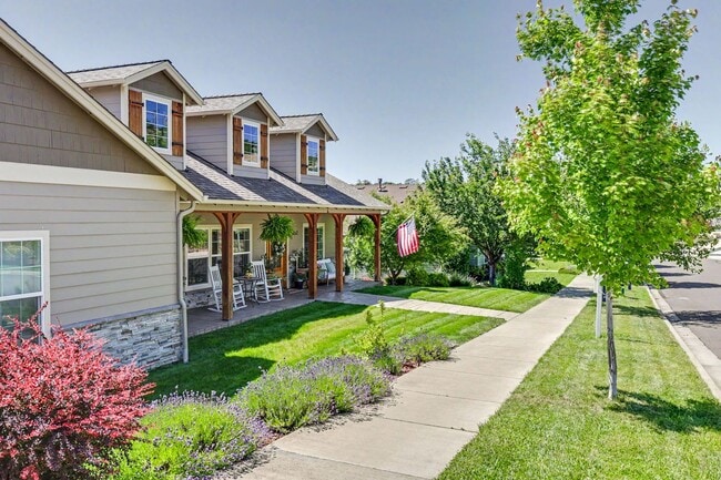 4432 Vista Pointe Dr