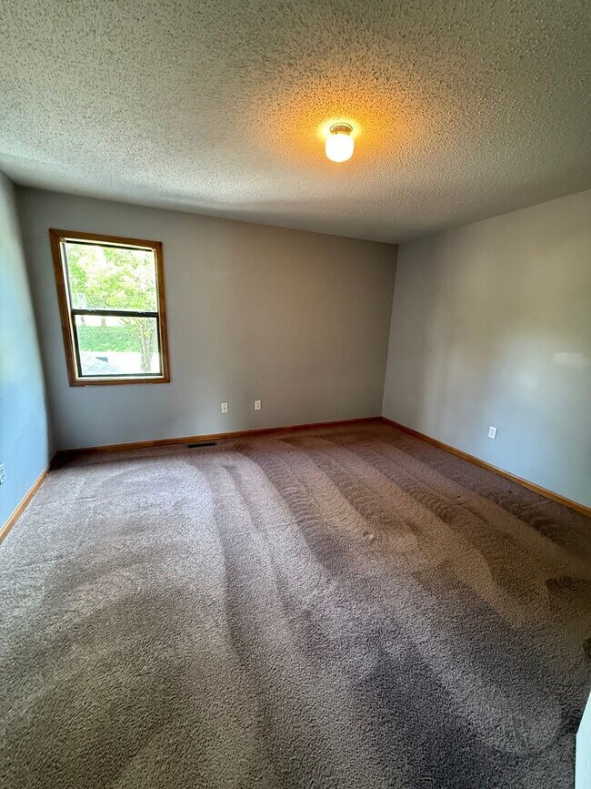 Photo - South Campus Place Townhome! Unit 540 C