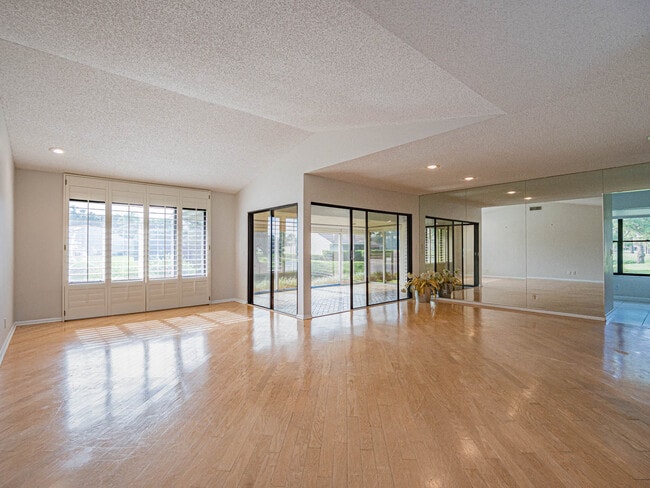 Building Photo - 13312 Touchstone Plz Rental