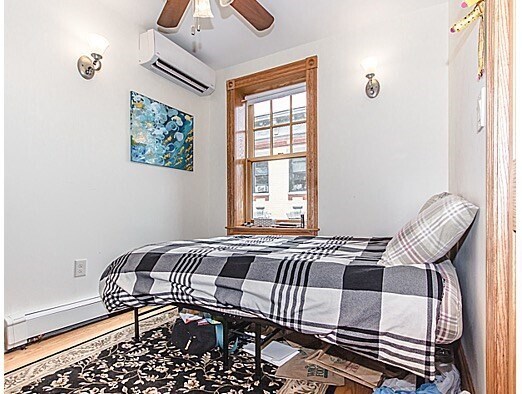 Photo - 16 S Russell St Unit 4