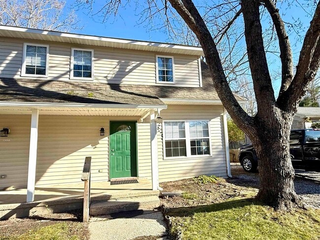 Building Photo - 1309 Matthews Ave