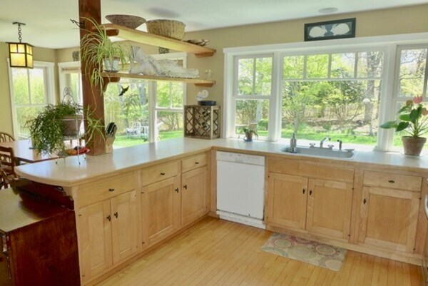 31 S Ridge Rd