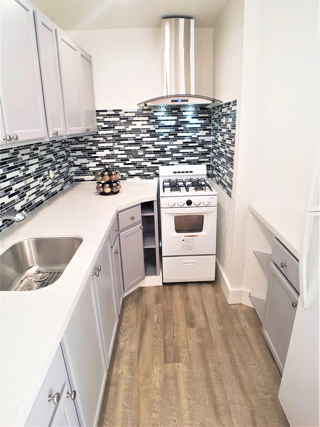 Photo - 5421 Market St Unit C