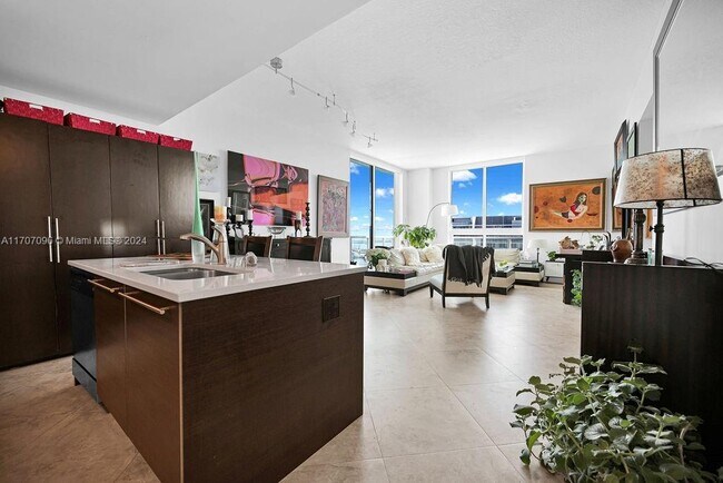 Photo - 1900 N Bayshore Dr Unit 5103