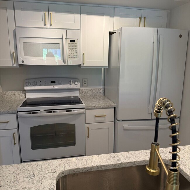 Photo - Observatory 402 Unit 1