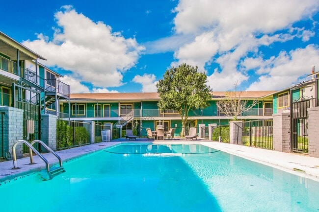 Photo - 2101 W Anderson Ln. Unit 327