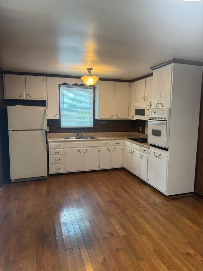 Photo - 3828 Boatner Dr