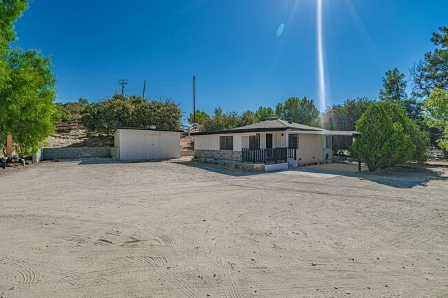 30645 1/2 Hume Canyon Road