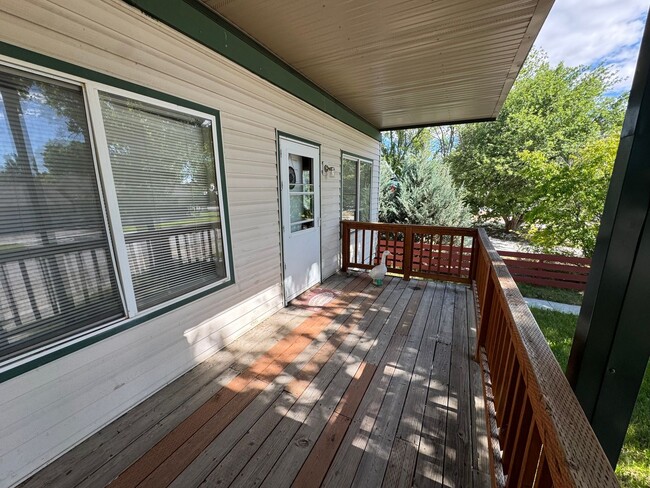 Building Photo - 229 B St Unit 233