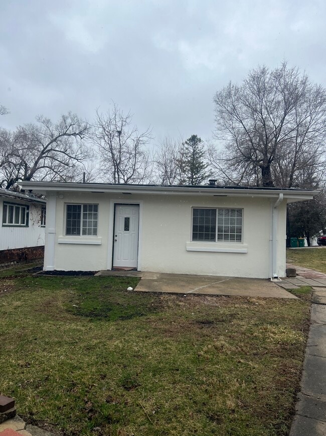 Back - 21272 W Shady Ln
