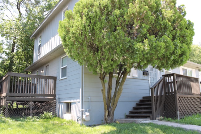Photo - Beautiful 4 bedrooms and 1 bath home located on Freeman Ave in Kansas City, KS
