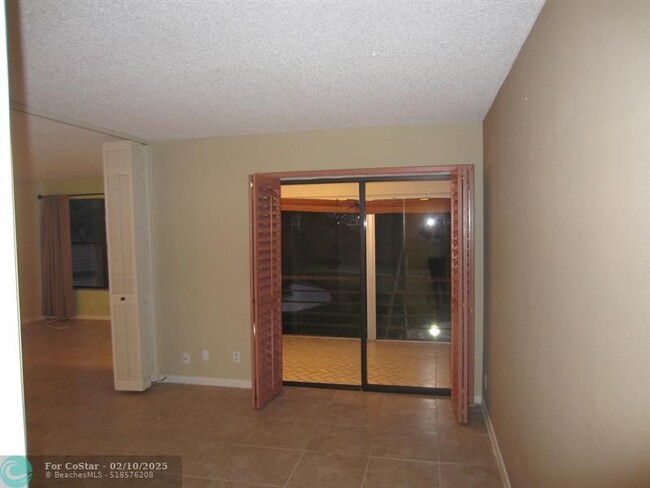 Photo - 2312 S Cypress Bend Dr Condo