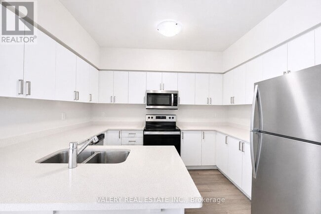 Photo - 20 Woodstream Dr