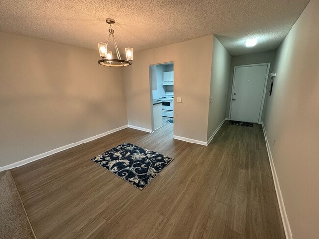 Photo - RENOVATED 3/2 TOWNHOUSE MOVE IN READY!