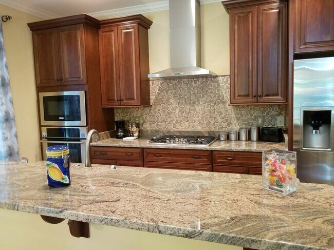 Photo - 103 Black Point Dr