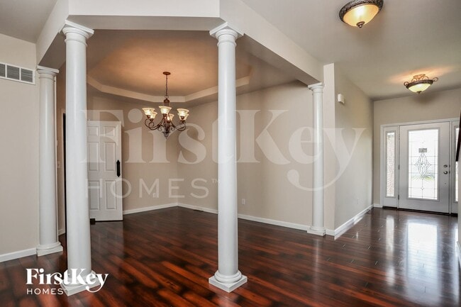 Photo - 324 Calvert Pl