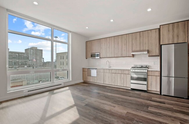 Building Photo - 925 W Randolph St Unit 2F Rental
