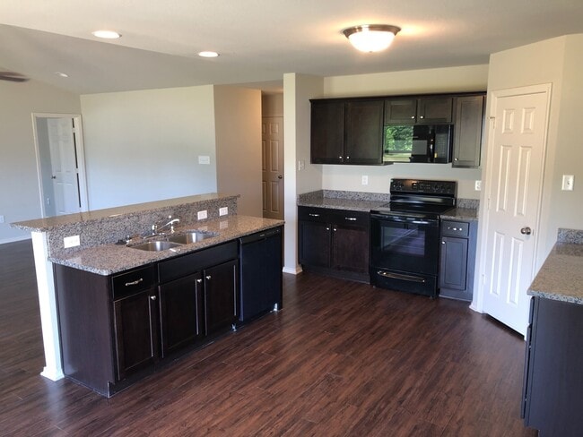 Photo - 4716 Bedrock Dr