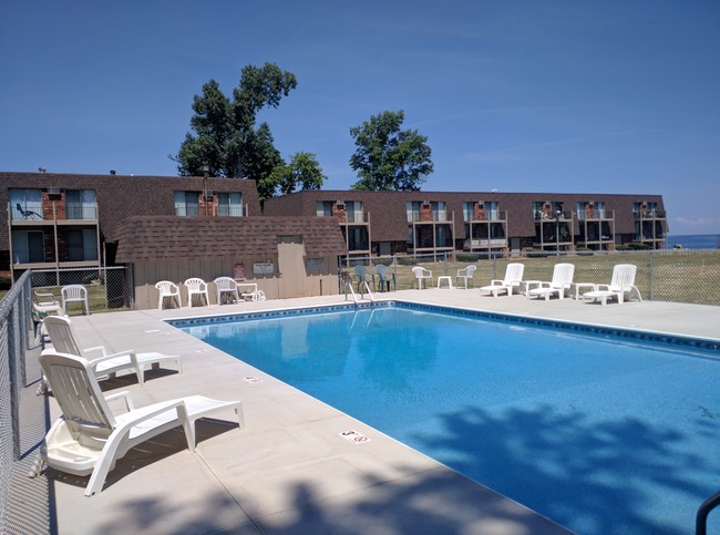 Sandpiper Cove Apartments - Sandpiper Cove Apartments