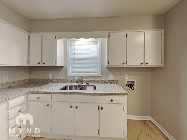Photo - 8206 Whitehead Dr