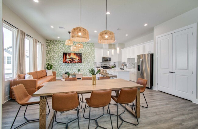 Photo - 8320 Curry Rd Unidad ID1391267P