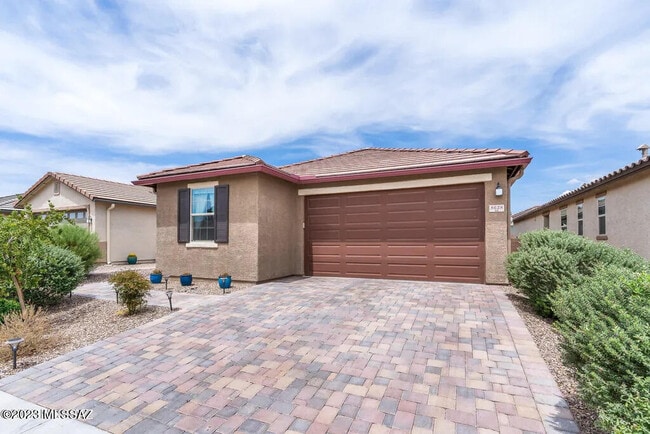 Building Photo - 8638 N Genoa Ct