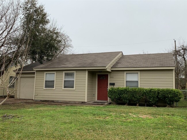Building Photo - 9421 Sierra Dr Rental