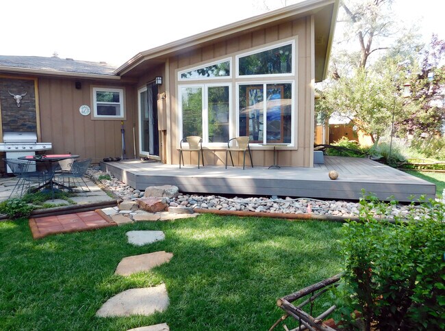 Photo - 2200 Primrose Dr House