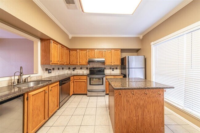 Building Photo - 2444 Bering Dr Unit 2444 Rental
