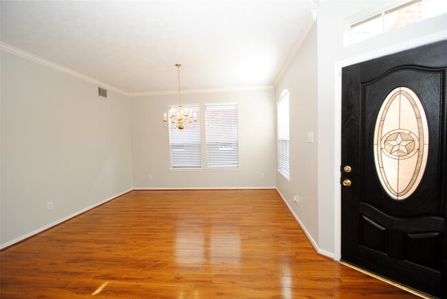 Photo - 1115 Oxford Mills Ln