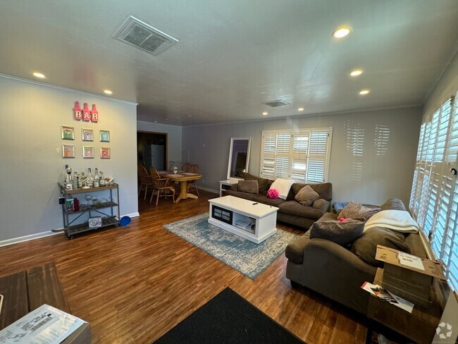 Building Photo - 37 Tarinelli Cir Rental