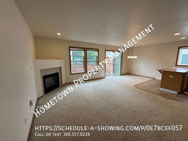 Photo - 8612 Sweetbrier Loop SE