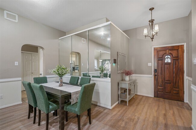 Photo - 31203 Baker Lake Dr