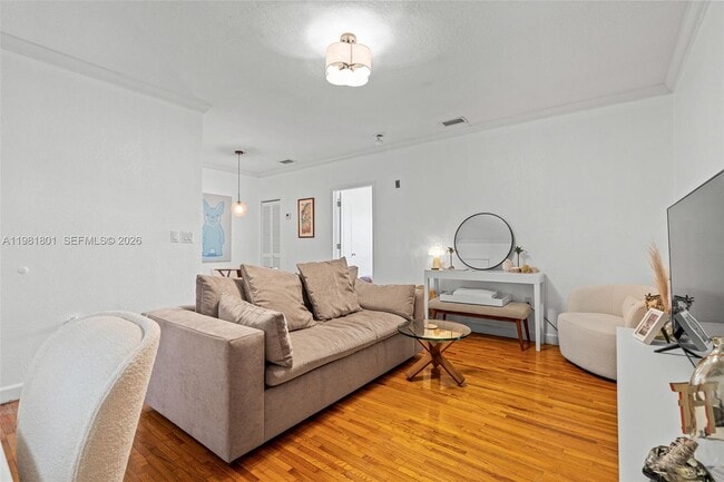 Photo - 45 Antilla Ave Unit 3C