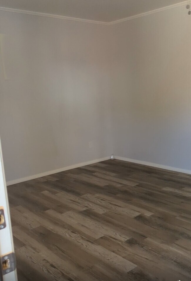 Photo - 1311 1/2 21st St Unit 4