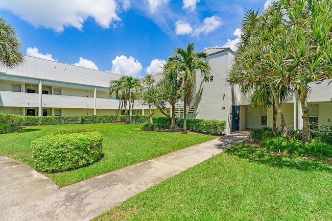 Photo - 1605 S US Hwy 1 Unit M2-101