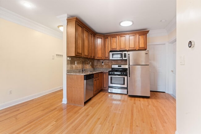 Photo - 70 South St Unit 3