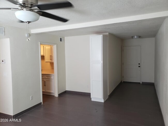 Photo - 1330 E Highland Ave Unit 6A