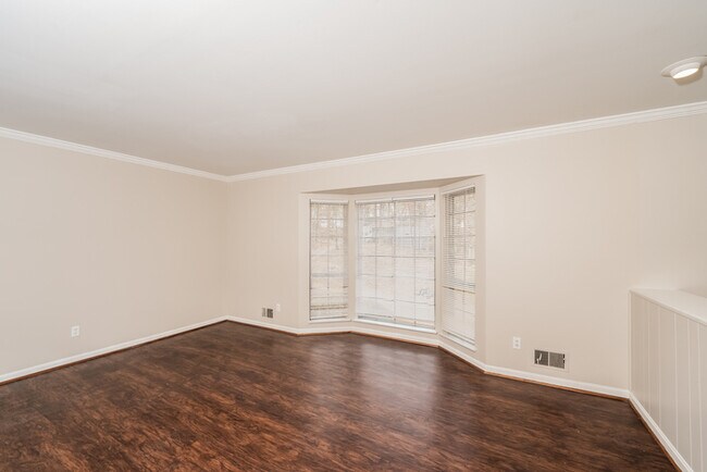 Photo - 1317 Winola Lane