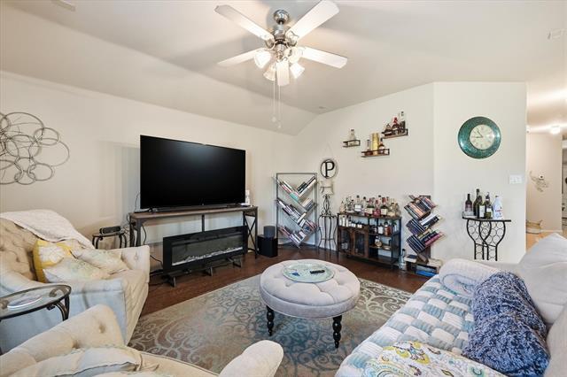 Photo - 5116 Bridgeport Rd