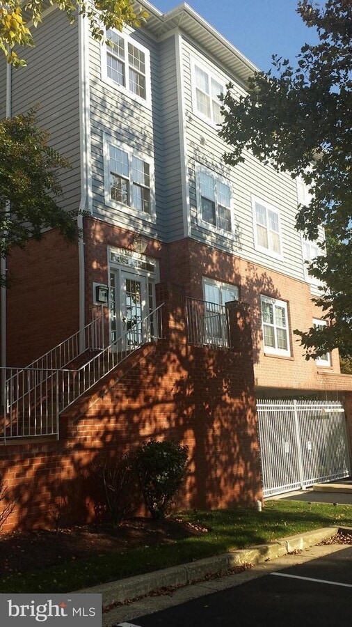 Photo - 8927 Groffs Mill Dr